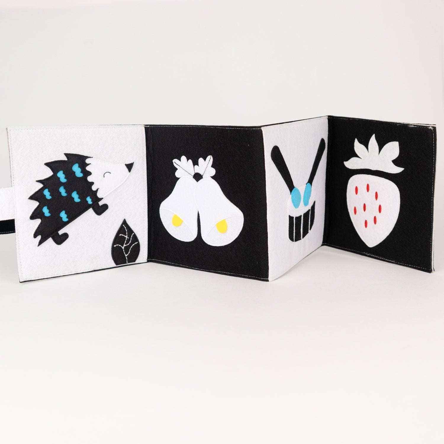 Livret « Contrastes élevés » en noir et blanc