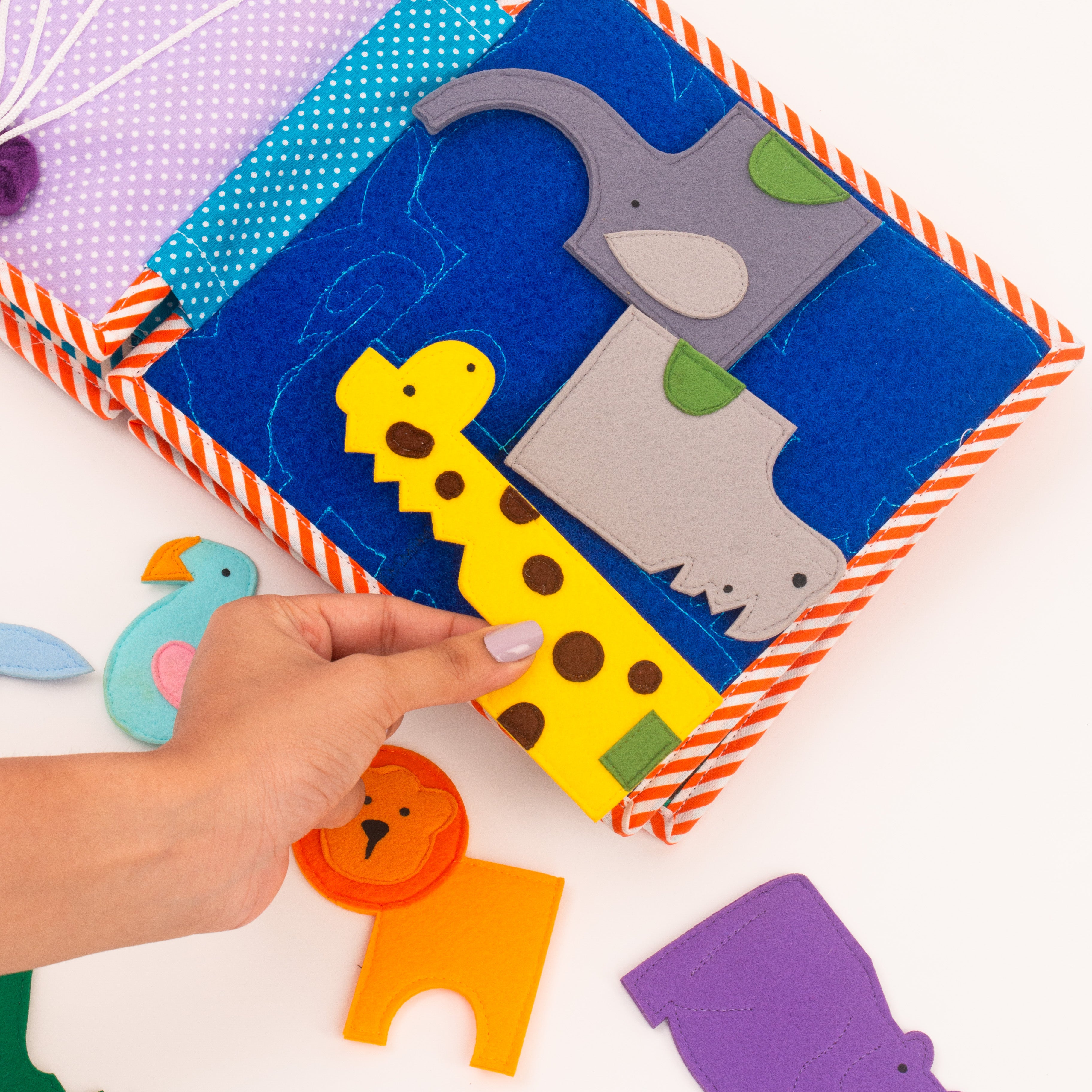 Carnaval - 6 Pages Quiet Book