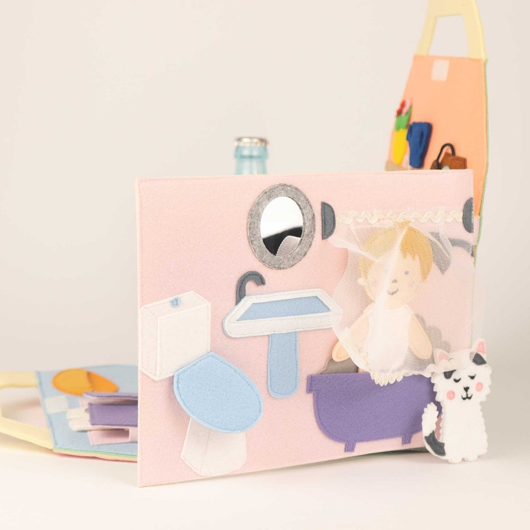 Travel Buddy Doll House